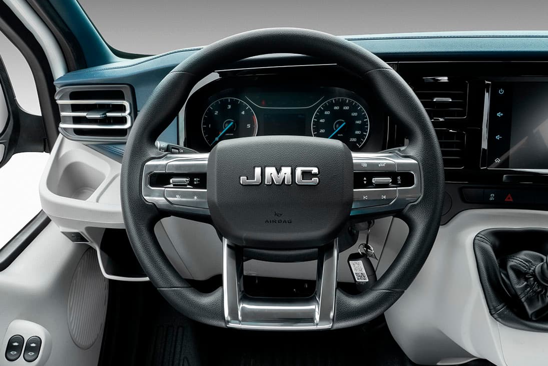 JMC Touring - miniatura 2