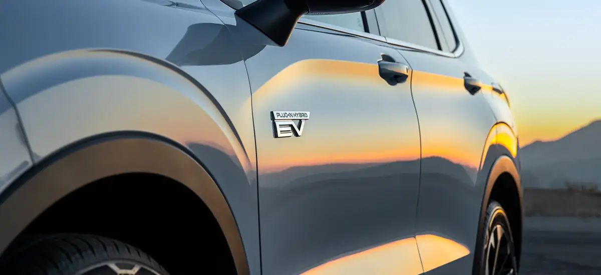 Mitsubishi Outlander PHEV GLS Limited 2025 - miniatura 11