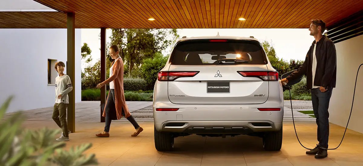 Mitsubishi Outlander PHEV GLS Limited 2025 - miniatura 9