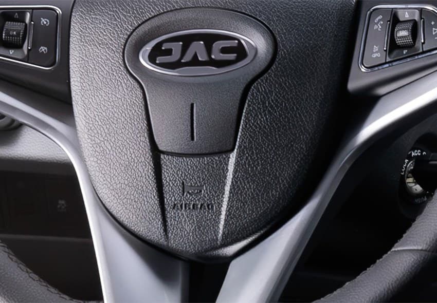 JAC Refine Pasajeros - miniatura 24