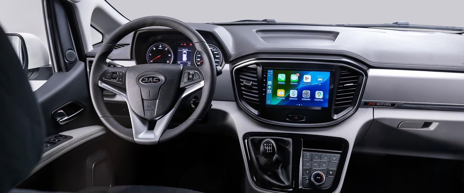 JAC Refine Pasajeros - miniatura 14