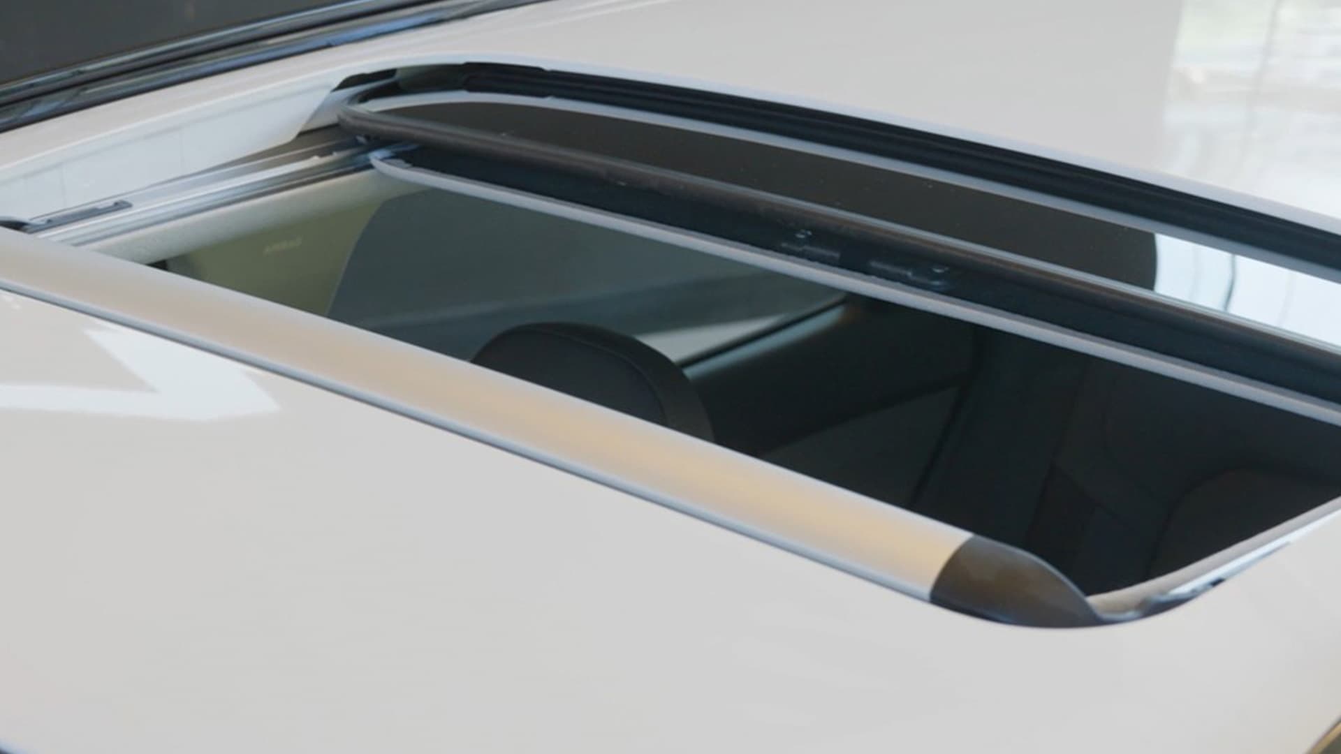 Kia K3 Cross - miniatura 15