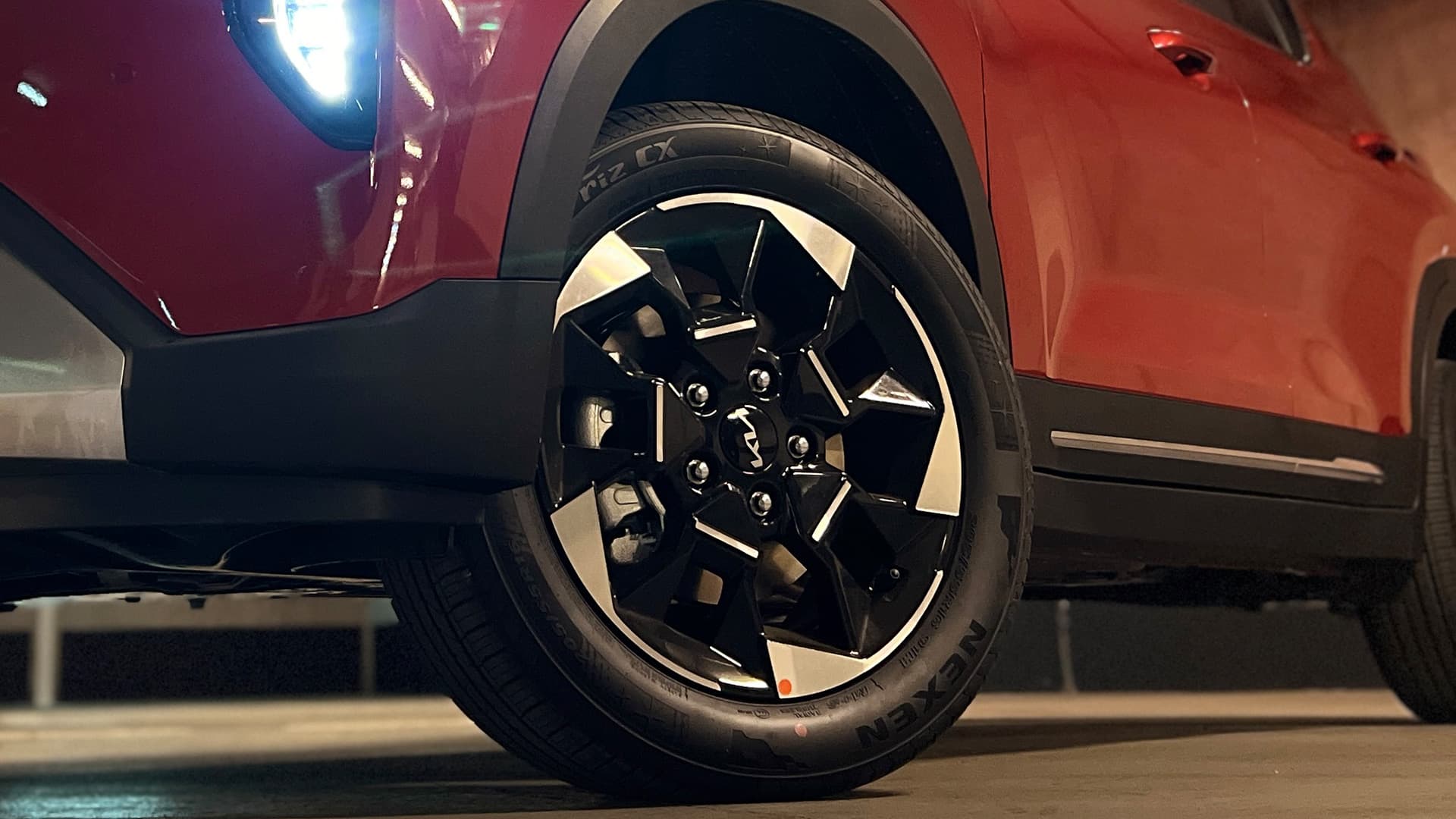 Kia Sonet - miniatura 32