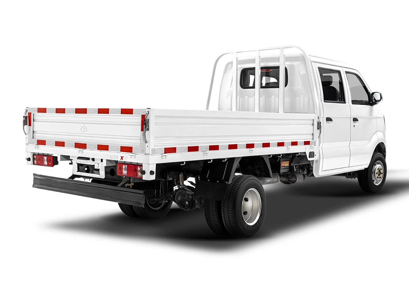 KYC Gran Mamut 1.6 Cabina Doble - miniatura 13