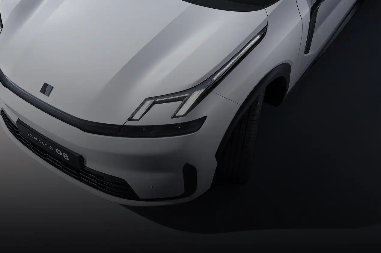 Lynk & Co 08 - miniatura 28