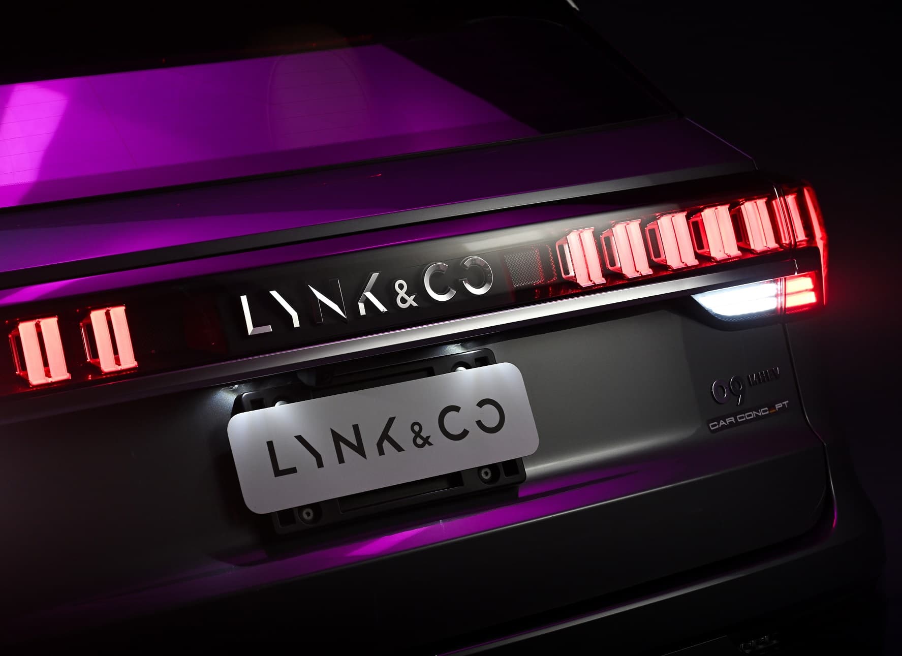 Lynk & Co 09 - miniatura 4