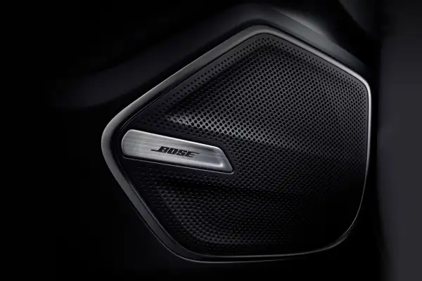 Lynk & Co 09 - miniatura 7