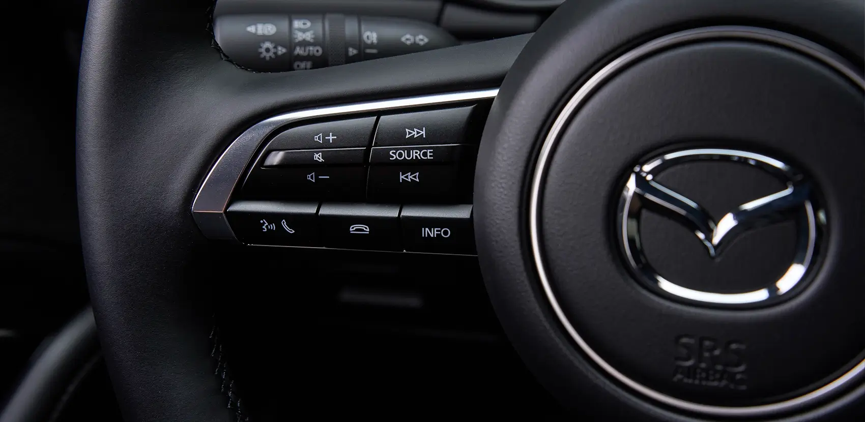 MAZDA 3 - miniatura 24